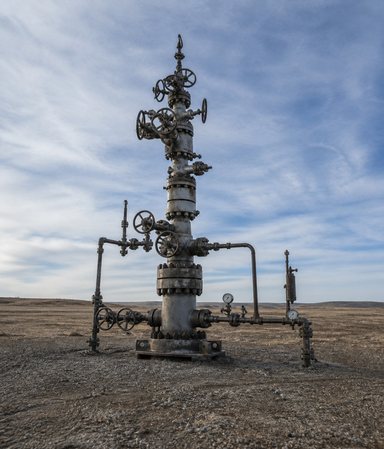 Well completion: the transition from drilling to production